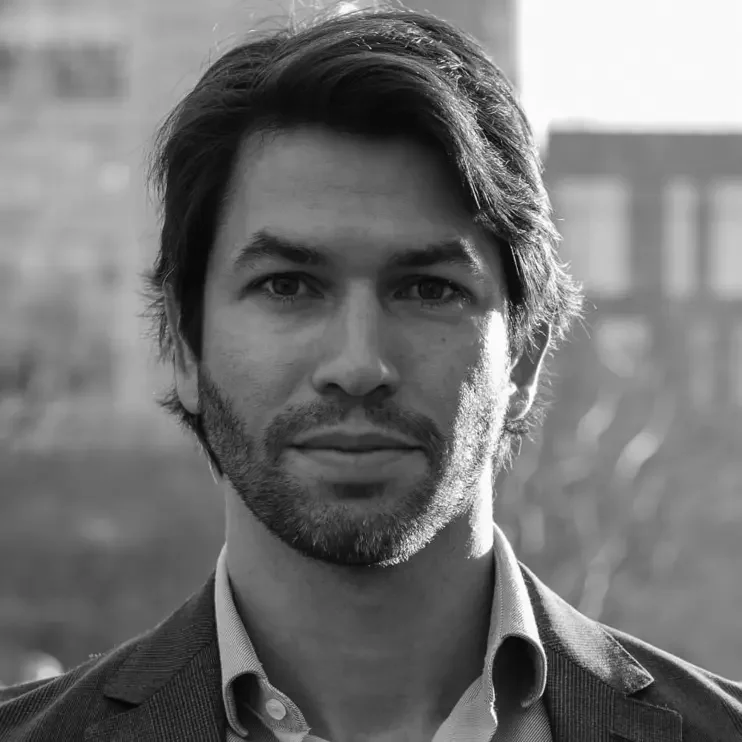 attorney-felipe-saraiva-associate